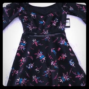 NWT GUESS dress mesh cut out sz 4 floral BLACK